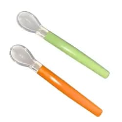 WEE 2 CUILLERES EN SILICONE 6 MOIS + VERT/ORANGE