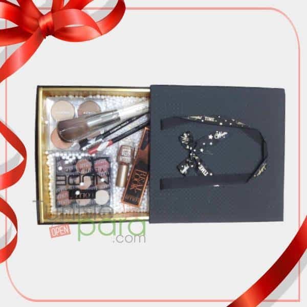 lollis pack nude make up