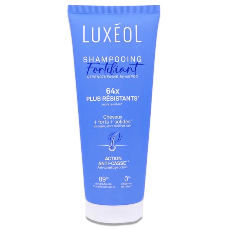 Le shampooing réparateur Luxéol nettoie délicatement les cheveux tout en contribuant à réparer et renforcer la fibre capillaire. Adapté aux cheveux abîmés et fragilisés, il aide à retrouver des cheveux plus doux, souples et résistants.