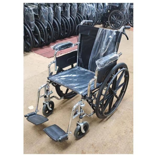 Fauteuille Roulante avec accoudoir amovible